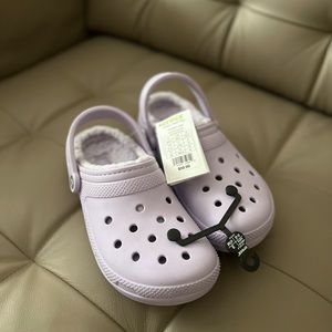 Brenda new lavender line fuzzy crocs